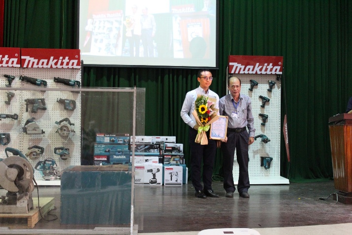 AWARD CEREMONY TO PRESENT POWER HAND TOOLS AND TRAINING  BY MAKITA VIETNAM COMPANY LIMITED 
