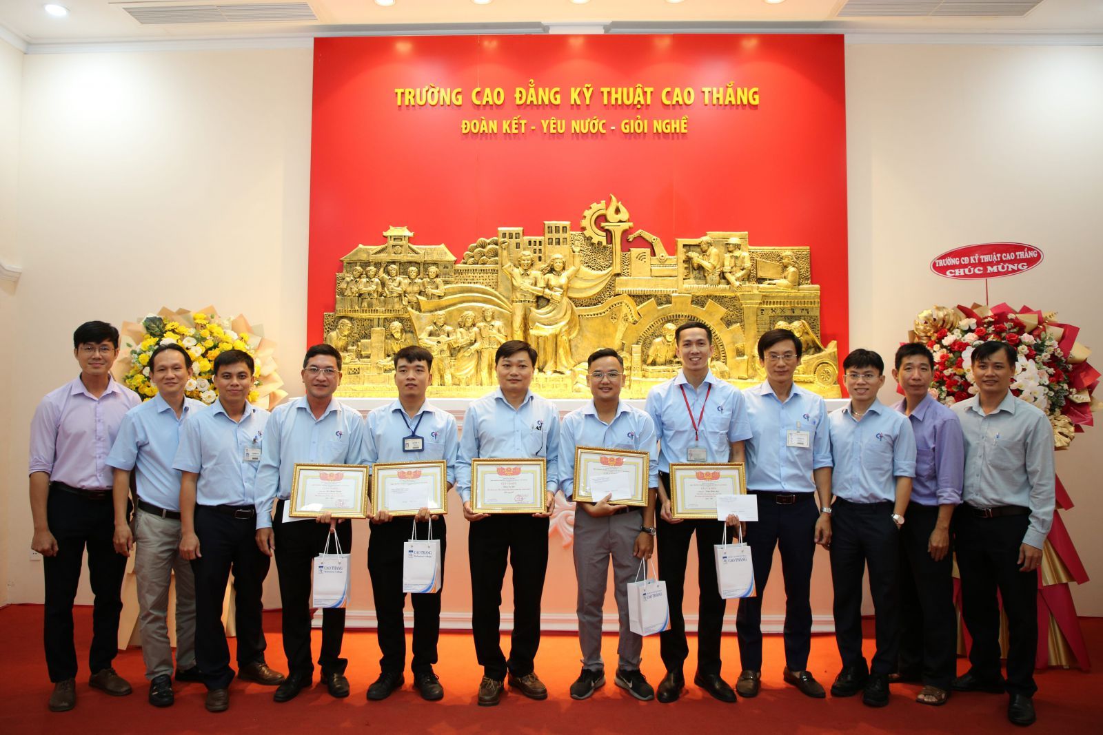 Hoi_giang_2025