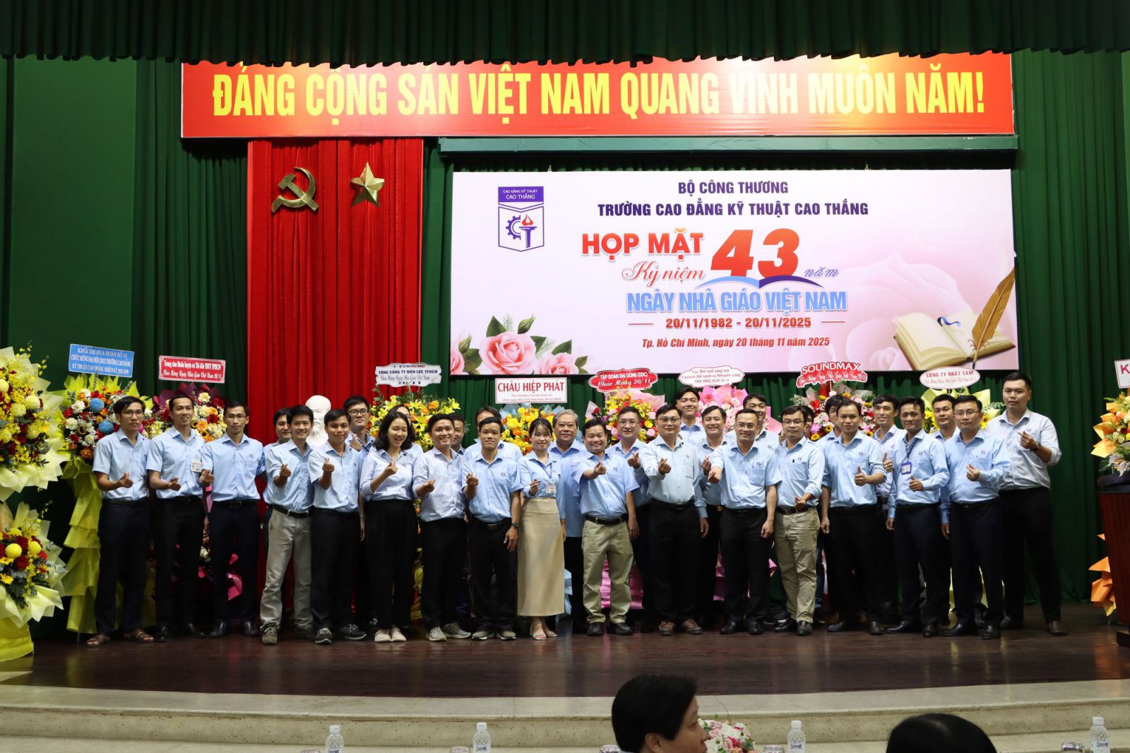 Hop mạt Nhà giáo Việt Nam 2025