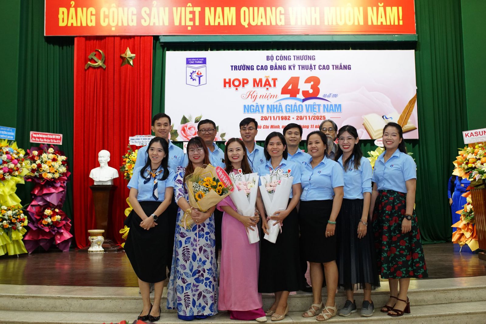 Hop mạt Nhà giáo Việt Nam 2025