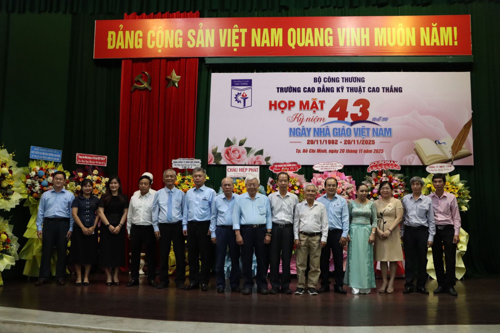 Hop mạt Nhà giáo Việt Nam 2025